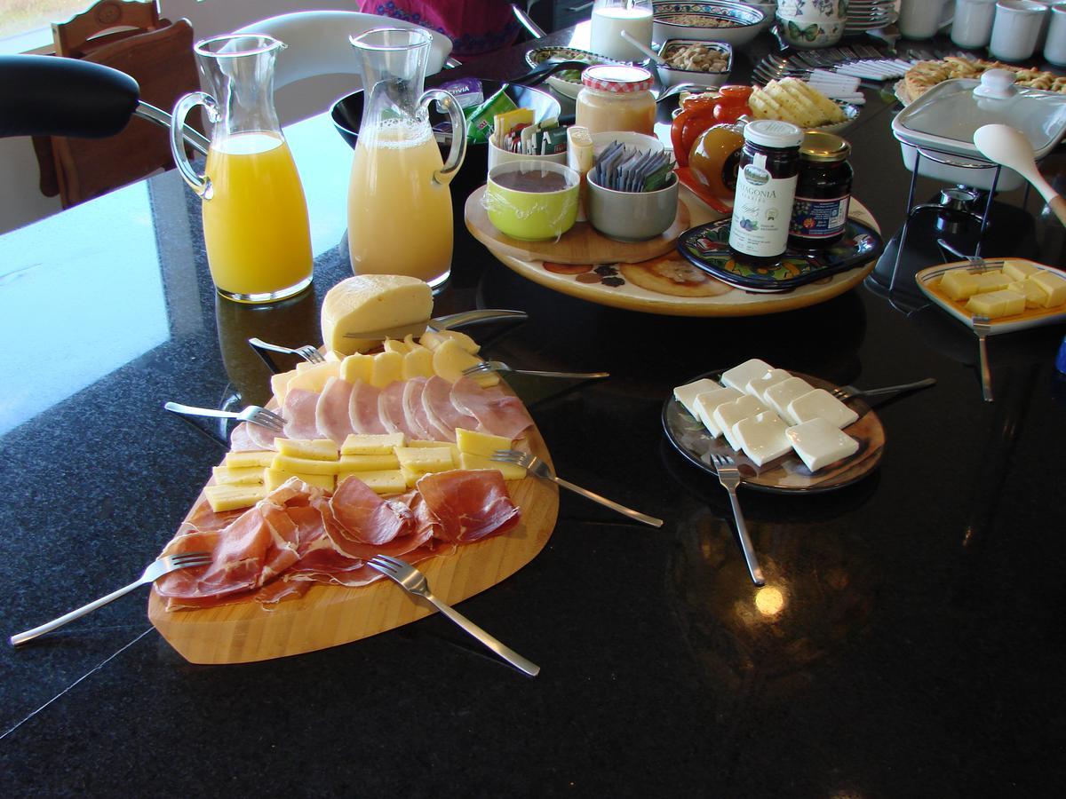 Appelgren House Hotel Boutique Puerto Natales Ngoại thất bức ảnh